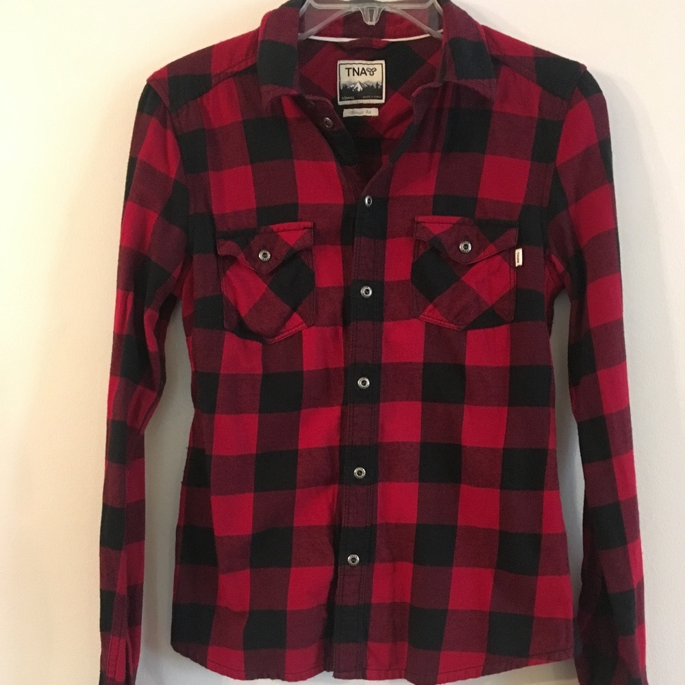 TNA (Aritzia) red and black plaid flannel shirt